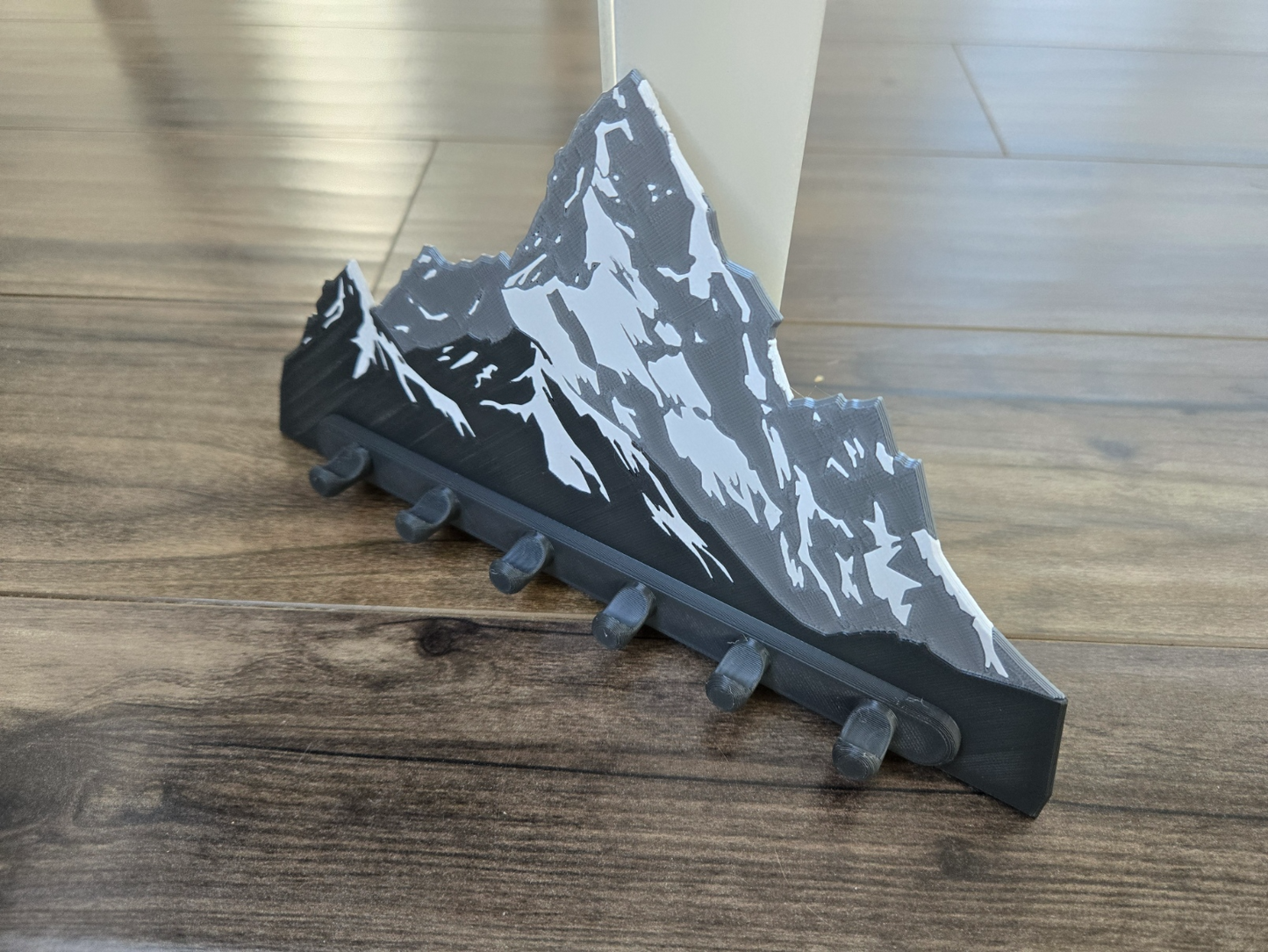 🏔️ Porte-Clés Mural Montagne – Design Unique